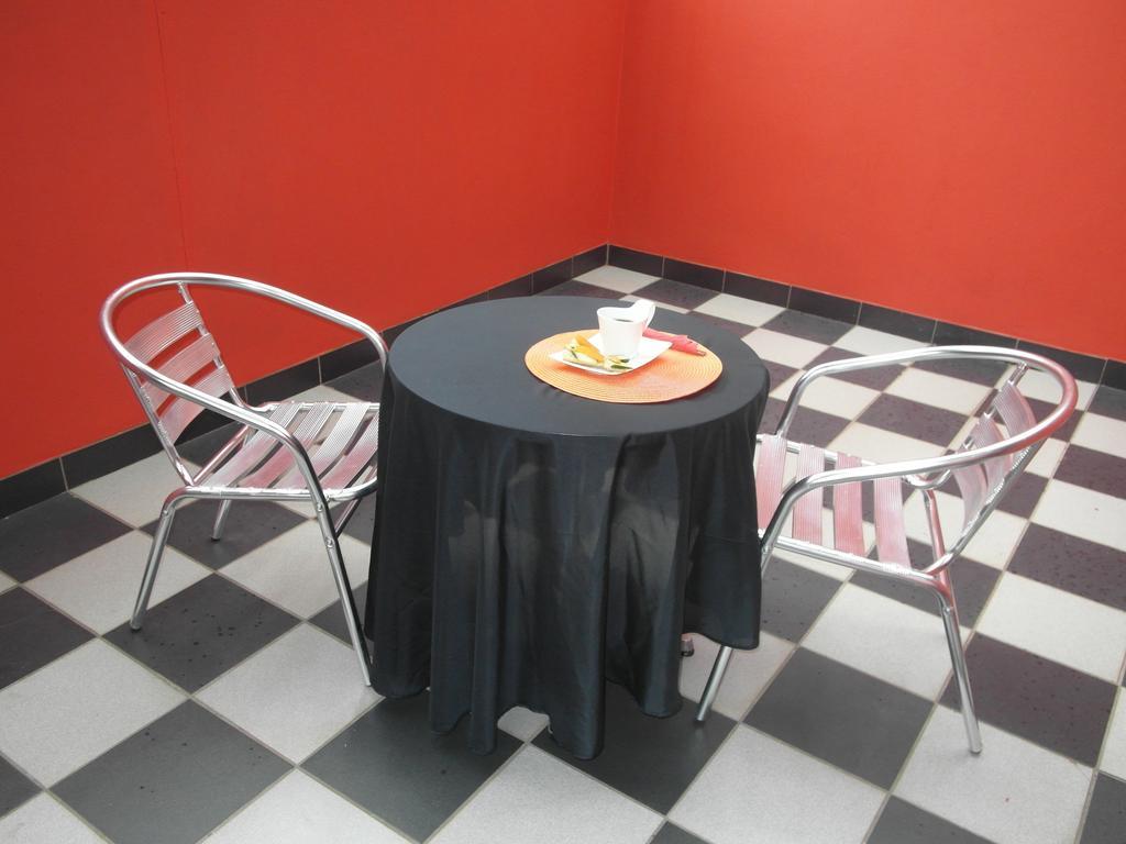 Red Square Home Pretoria-Noord Zewnętrze zdjęcie